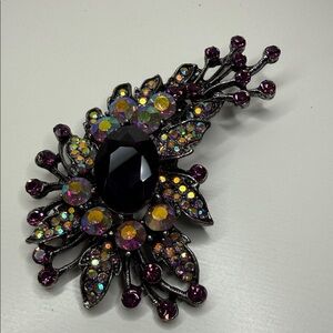 Striking vintage Purple and Aurora Borealis gun metal Multicolor Brooch pin fab